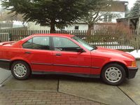Brugt BMW 318 113 HK (83 kW) 1993 Rød Sedan