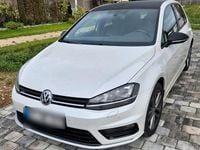 Gebraucht VW Golf VII R-line 150 PS (110 kW) 2015 Weiß Kleinwagen