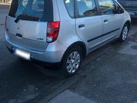 Gebraucht Mitsubishi Colt 95 PS (69 kW) 2010 Silber Kleinwagen