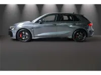 Gebraucht Audi RS3 Sportback Ambiente 400 PS (294 kW) 2023 Daytonagrau perleffekt Kleinwagen