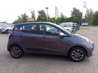 Gebraucht Hyundai i10 67 PS (49 kW) 2017 Grau Kleinwagen