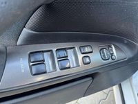 Second-hand Lexus IS220d 177 CP (130 kW) 2006 Alb Berlinǎ