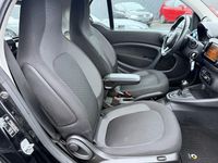 Gebraucht Smart ForTwo Coupé 60 kW (82 PS) 2020 Schwarz Coupé