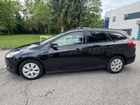 Gebraucht Ford Focus Trend 116 PS (85 kW) 2014 Schwarz Kombi