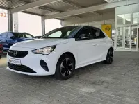 Gebraucht Opel Corsa-e Edition 100 kW (136 PS) 2022 Jade weiss/arktis weiss Kleinwagen