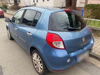 Gebraucht Renault Clio II 102 PS (75 kW) 2011 Kleinwagen