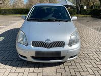 Gebraucht Toyota Yaris 87 PS (63 kW) 2005 Silber Kleinwagen