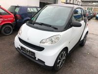 Gebraucht Smart ForTwo Coupé 61 PS (44 kW) 2011 Weiß Coupé
