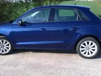 Gebraucht Audi A1 Sportback Attraction 86 PS (63 kW) 2014 Blau Kleinwagen