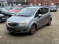 Gebraucht Opel Meriva Edition 101 PS (74 kW) 2010 Silbersee/perl silber (m2) Van / Kleinbus