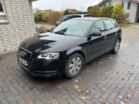 Używany Audi A3 Attraction 105 KM (77 kW) 2011 Czarny Hatchback