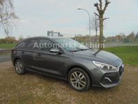 gebraucht Hyundai i30 cw Trend KLIMA+NAVI+KAMERA