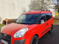 Gebraucht Fiat Doblò 90 PS (66 kW) 2012 Rot Van / Kleinbus