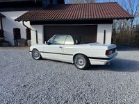 Gebraucht BMW 325 Cabriolet Performance 170 PS (125 kW) 1992 Weiß Cabrio
