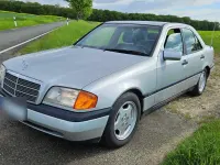 Gebraucht Mercedes C180 AMG 122 PS (89 kW) 1993 Silber Limousine