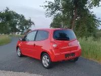 Gebraucht Renault Twingo Rip Curl 75 PS (55 kW) 2011 Rot Kleinwagen