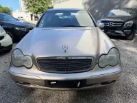 Gebraucht Mercedes C180 Elegance 129 PS (94 kW) 2001 Gold Limousine