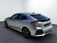 Gebraucht Honda Civic Elegance 129 PS (94 kW) 2017 Lunar silver metallic Kleinwagen