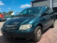 Gebraucht Chrysler Grand Voyager 150 PS (110 kW) 2005 Grün Van / Kleinbus