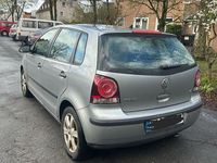 Gebraucht VW Polo 80 PS (58 kW) 2007 Grau Kleinwagen