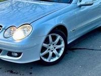 Gebraucht Mercedes CLK280 231 PS (169 kW) 2007 Silber Coupé
