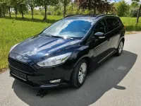 Usado Ford Focus 125 CV (91 kW) 2015 Negro Familiar