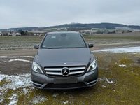 Gebraucht Mercedes 200 140 PS (102 kW) 2012 Grau Limousine