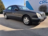 Gebraucht Mercedes E200 Elegance 116 PS (85 kW) 2001 Blau Limousine