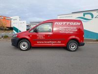 Second-hand VW Caddy 140 CP (102 kW) 2015 Roșu Monovolum