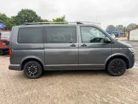 Gebraucht VW Multivan 110 PS (80 kW) 2020 Grau metallic Van / Kleinbus