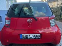Gebraucht Toyota iQ 68 PS (50 kW) 2009 Rot Kleinwagen