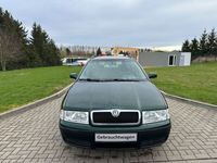 gebraucht Skoda Octavia Combi Ambiente 4X4 2.0 Benzin Klima/AHZV