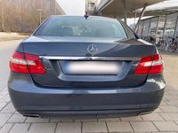 Gebraucht Mercedes E220 AMG 170 PS (125 kW) 2011 Grau Limousine