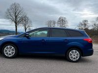 Gebraucht Ford Focus 125 PS (91 kW) 2015 Blau Kombi