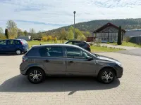 Gebraucht Opel Astra 90 PS (66 kW) 2009 Karbongrau Kleinwagen