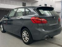 Gebraucht BMW 218 Advantage 140 PS (102 kW) 2020 Grau Kombi