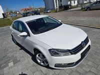 Gebraucht VW Passat Comfortline 140 PS (102 kW) 2011 Candyweiß Limousine