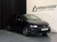 Gebraucht VW Polo Active 95 PS (69 kW) 2023 Schwarz Kleinwagen