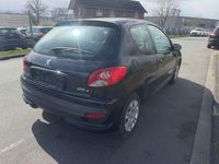 Gebraucht Peugeot 206+ Basis 75 PS (55 kW) 2010 Schwarz Kleinwagen