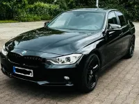 Gebraucht BMW 320 Sport Line 184 PS (135 kW) 2012 Limousine