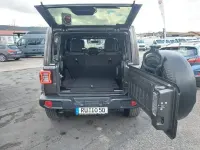 Gebraucht Jeep Wrangler Unlimited Sahara 200 PS (147 kW) 2019 Grau SUV