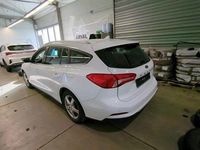 Gebraucht Ford Focus Cool & Connect 120 PS (88 kW) 2020 Weiß Limousine