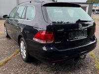 Gebraucht VW Golf VII 105 PS (77 kW) 2012 Schwarz Kombi