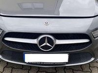 Gebraucht Mercedes A200 163 PS (119 kW) 2018 Grau Limousine