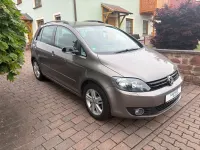 Gebraucht VW Golf Plus Cross Match 80 PS (58 kW) 2012 Braun Van / Kleinbus