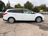Gebraucht Ford Focus Trend 116 PS (85 kW) 2014 Weiß Kombi
