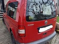 Second-hand VW Caddy Team 102 CP (75 kW) 2008 Roșu Monovolum