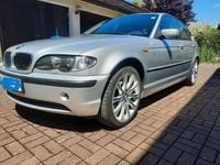 Gebraucht BMW 325 192 PS (141 kW) 2002 Silber Limousine
