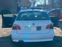 Gebraucht BMW 525 177 PS (130 kW) 2005 Weiß Kombi