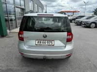 Gebraucht Skoda Yeti Active 105 PS (77 kW) 2014 Silber SUV